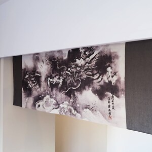 Noren de dragón hecho de tenugui japonés, tela de cortina noren para niños, noren de tejido de dragón para artes marciales, noren de dragón para puertas, tapiz de dragón imagen 7