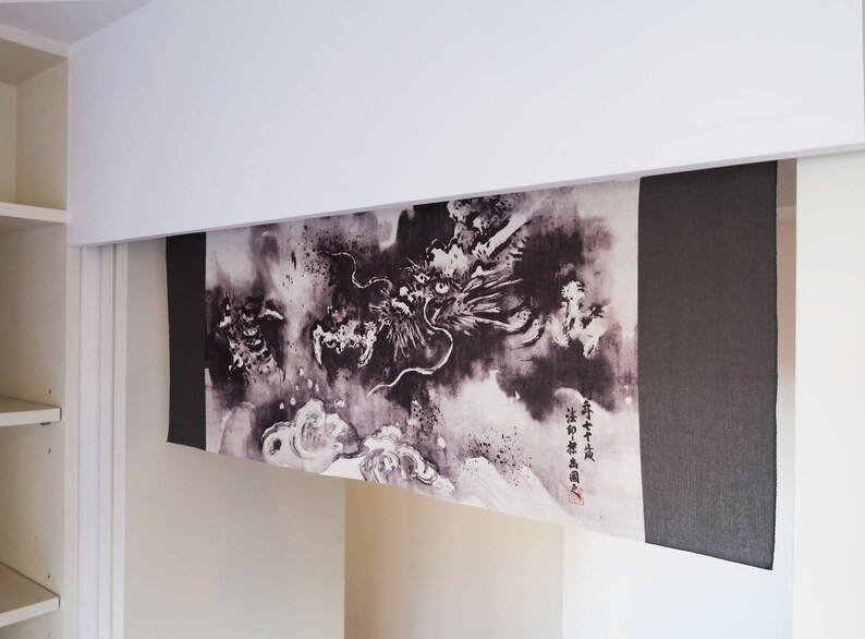 Noren de dragón hecho de tenugui japonés, tela de cortina noren para niños, noren de tejido de dragón para artes marciales, noren de dragón para puertas, tapiz de dragón imagen 7