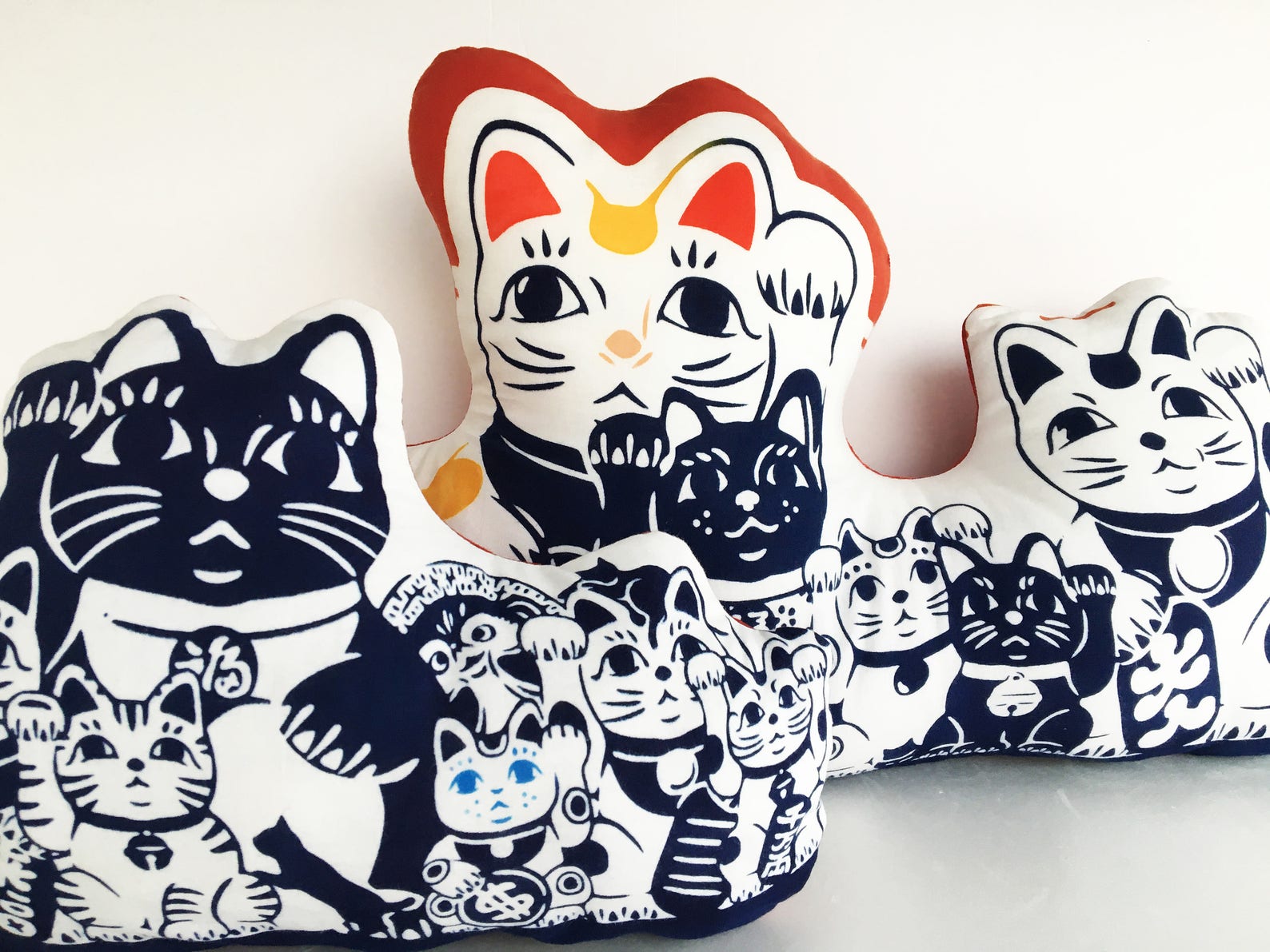 Maneki Neko Cat Throw Pillow Set Lucky Cat Japanese Pillow Etsy