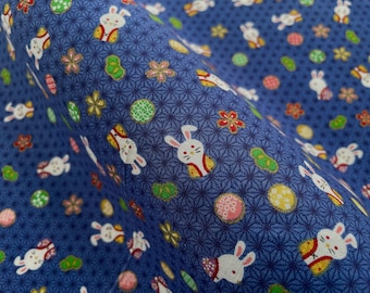 Blue  bunny's Japanese cotton fabric fat quarter, rabbits quilt fabric made in japan, nursery bunny decoration. cute bunny's, tissu japonais