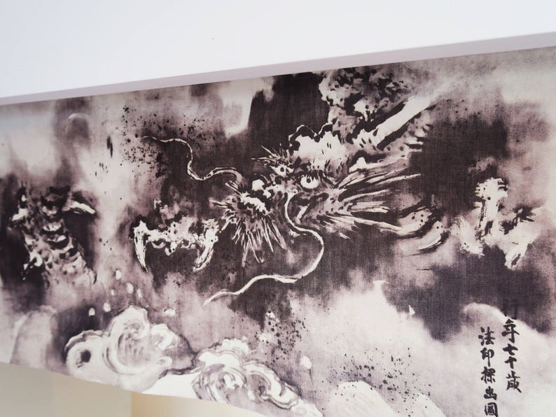 Noren de dragón hecho de tenugui japonés, tela de cortina noren para niños, noren de tejido de dragón para artes marciales, noren de dragón para puertas, tapiz de dragón imagen 5