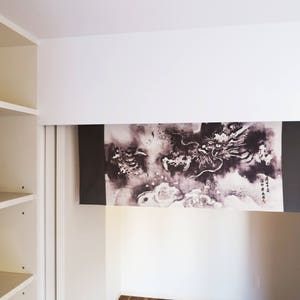Noren de dragón hecho de tenugui japonés, tela de cortina noren para niños, noren de tejido de dragón para artes marciales, noren de dragón para puertas, tapiz de dragón imagen 8