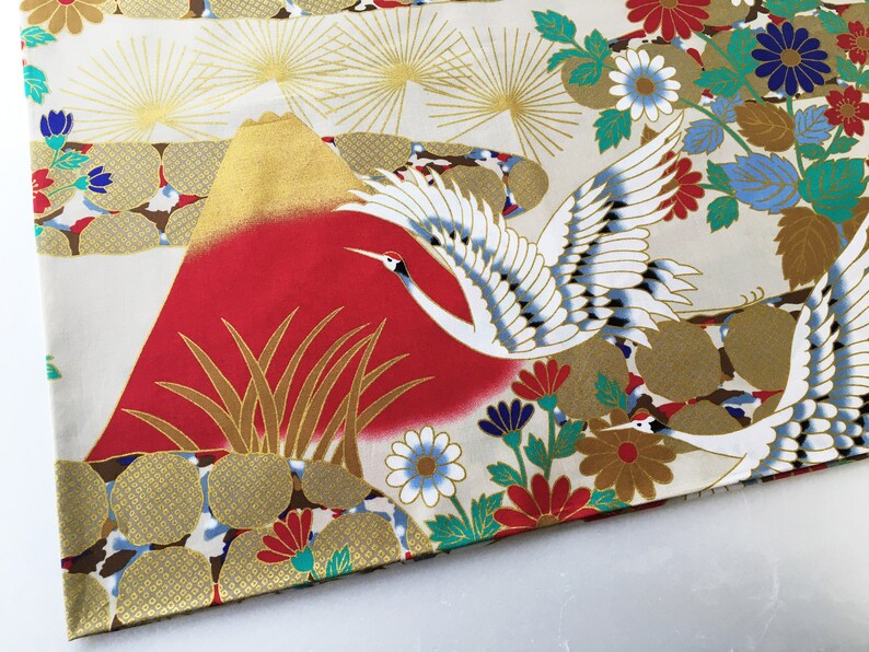 Japanese crane and mount fuji fabric, fabric by yard, kimono fabric, white floral Japanese fabric, wall decoration, quilt fabric, tissue image 3