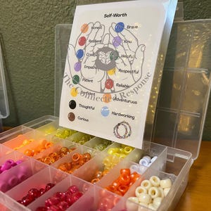 Aktivitetspaket med pärlterapi för barn | Resurs för rådgivning om självkänsla, känslor, vänskapsfärdigheter och copingfärdigheter bild 3