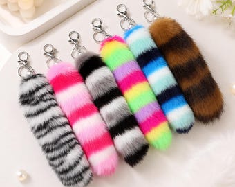 Handmade Faux Fur Tail Keychain 25cm Fluffy Bag Charm Raccoon Fox Style Y2K Backpack Pendant Kawaii Cosplay Gift for Women Girls