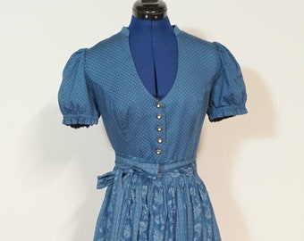 Dirndl avec tablier ou ceinture, dirndl bleu à manches courtes bouffantes