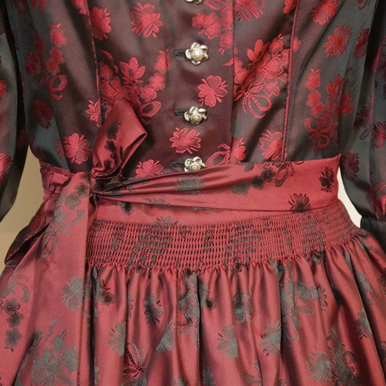 Dirndl with apron, dark red jacquard dirndl dress with puff sleeves image 4