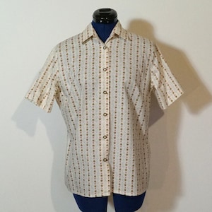 Trachten blouse, beige floral summer blouse with short sleeves