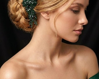 Green Bridal Headpiece, Beaded Wedding Hair Vine, Forest Green Bridal Crown, Emerald Velvet Dress Accessory, Green Crystals Hair Piece