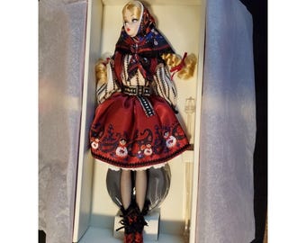 Mila Barbie Silkstone Gold Label 2010 T7672 Russian Folklore Doll NRFB No COA