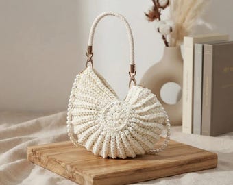 Crochet Seashell Bag, Pearl Strap, Handmade Summer Handbag, Beach Wedding Clutch