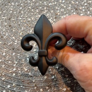 Black Fleur de Lis Knob Set of Four