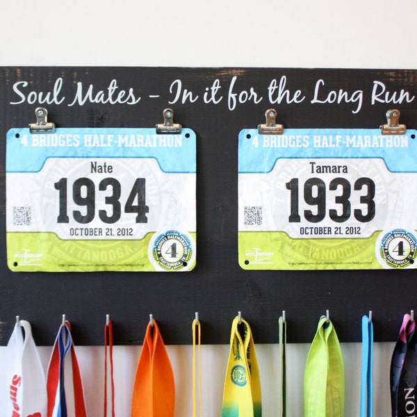 Couple Running Race Bib and Medal Holder - Soul Mates - In it for the Long Run