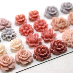 22 pcs Resin Flower Cabochons Assorted Sizes Sampler Pack June Romance image 2