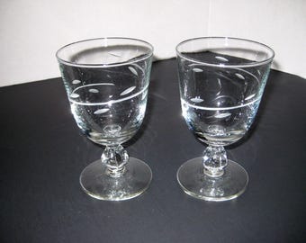 Copas de postre de cristal grabado: elegante juego de 6 copas.