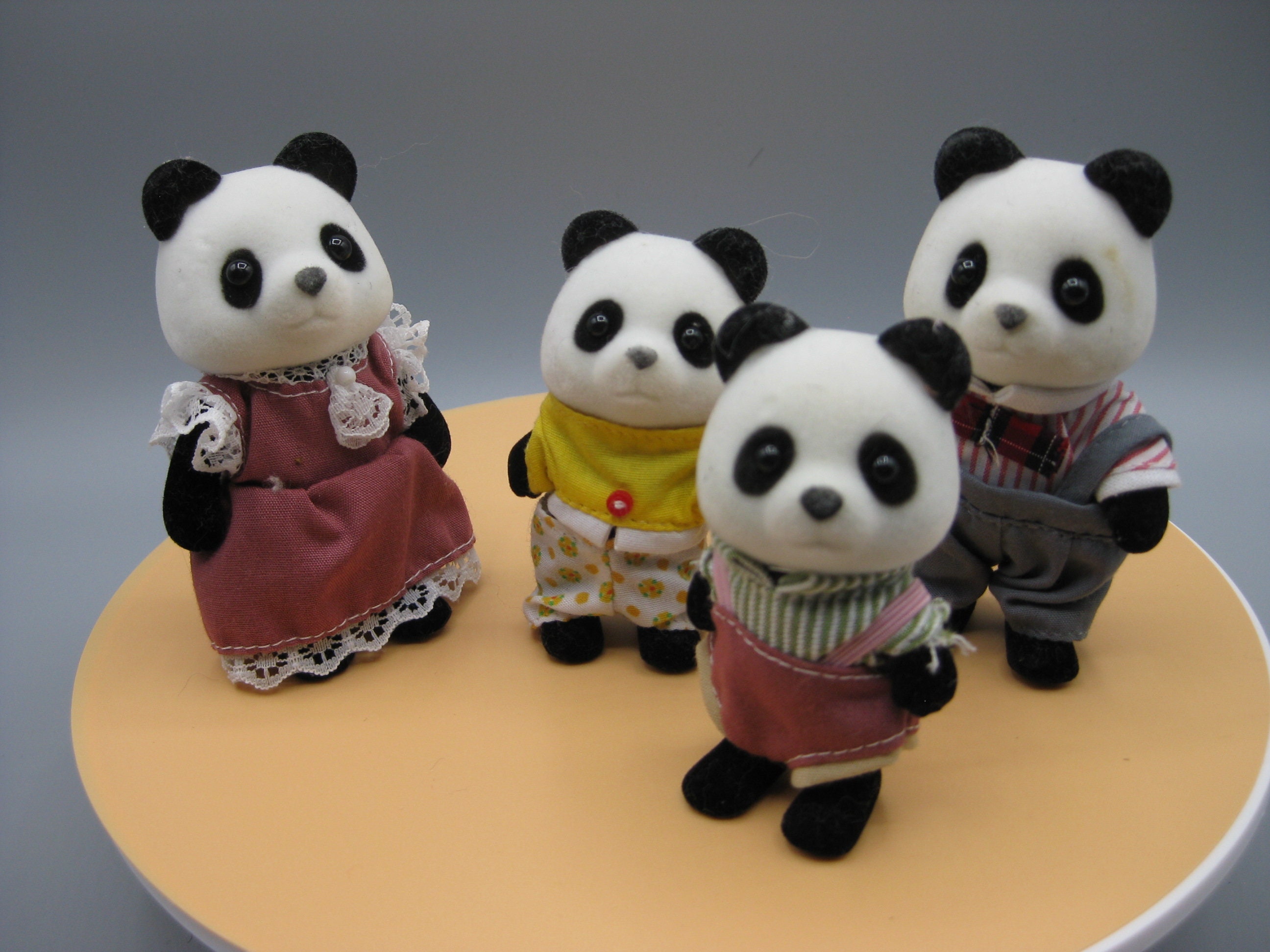 Calico Critters Wilder Panda Family of 4, Sylvanian Family, Free Shipping -  Etsy