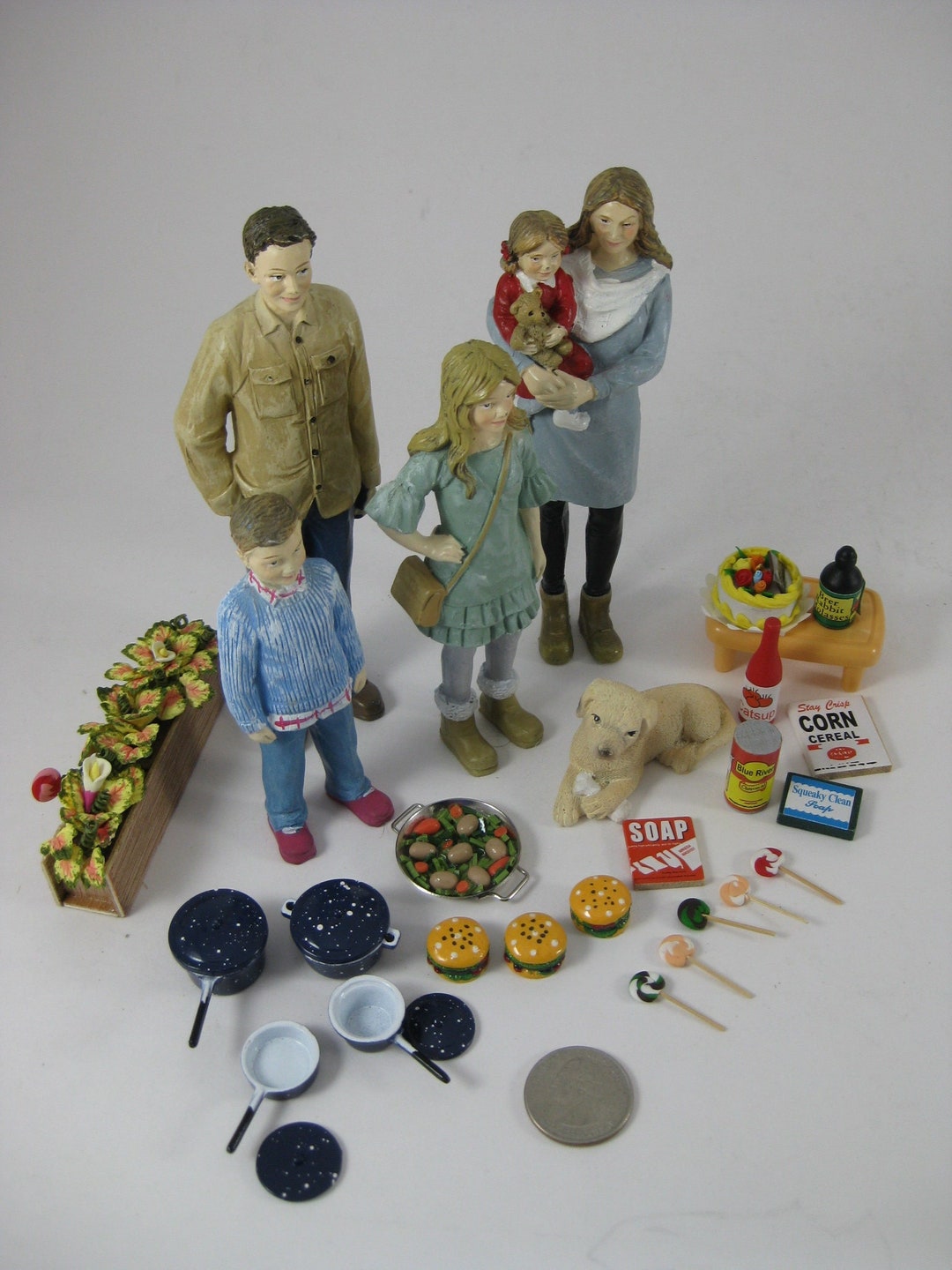 Doll House Figurines, Resin Family of Four, Doll House Accessories