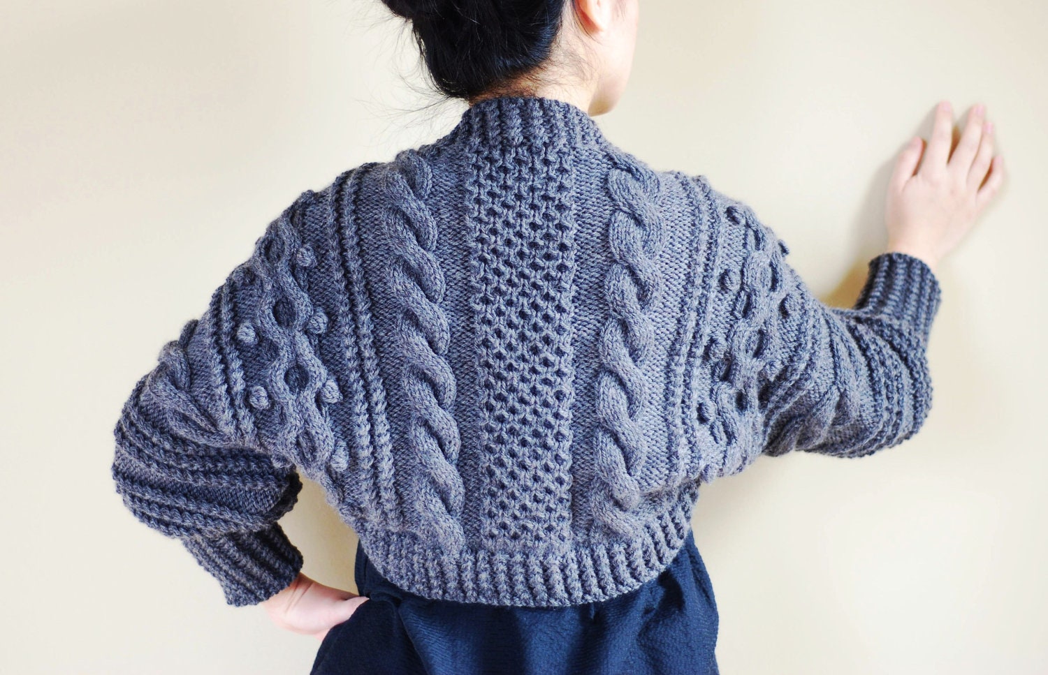 Hand Knit Women Chunky Cable Aran Shrug Bolero Sweater Cardigan Top