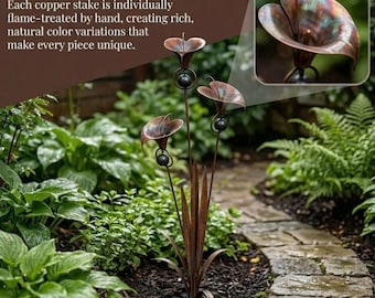 Flame Red Copper-Colored Three-Cannabis Lily Outdoor Wind Chime, Vintage Iron Art Garden Decoration
