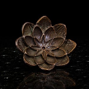 Vintage Copper Lotus Flower Incense Holder, Handcrafted Zen Table Decor with Healing Energy