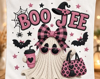 Fantasma Boo Jee PNG, Fantasma de Crochê para o Halloween, Fantasma Coquette com Laço Rosa PNG, Design Fofo para Camiseta da Temporada Assustadora, Fantasma de Tricô para Sublimação Feminina