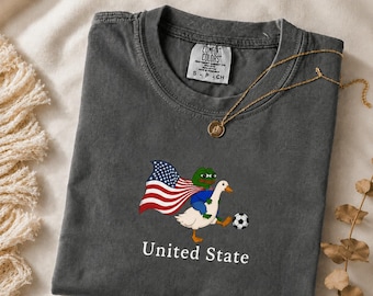 United States Soccer Shirt, USA Pepe Goose Football Tee, Retro American Flag Sports Fan Gift, World Cup Style 2026 Soccer Shirt