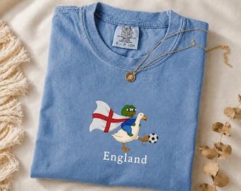 England Soccer Shirt World Cup 2026 Football Fan Tee Funny Duck Jersey Three Lions Gift Retro UK Football Apparel Gift for Fans