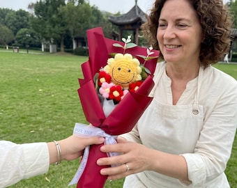 Gehäkelte Blumensträuße, gestrickte Blumengeschenke, Geschenke für Lehrer, Geschenke für Lehrer, Schreibtischdekorationen, Abschlussgeschenk