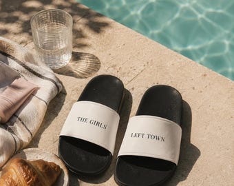 Sandalias minimalistas de viaje para mujer / Sandalias de piscina rosas y negras / Sandalias para vacaciones en la costa / Pantuflas de verano de The Girls Left Town