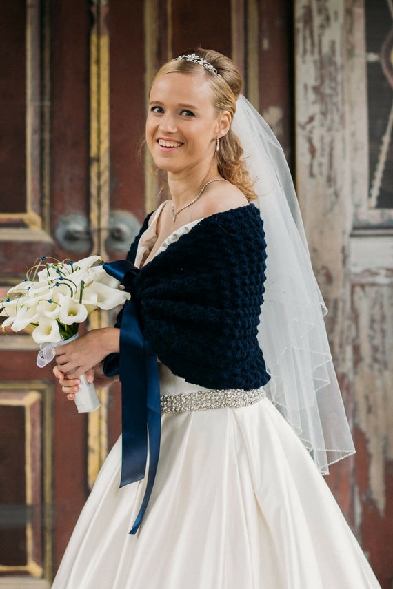 navy blue wrap for wedding