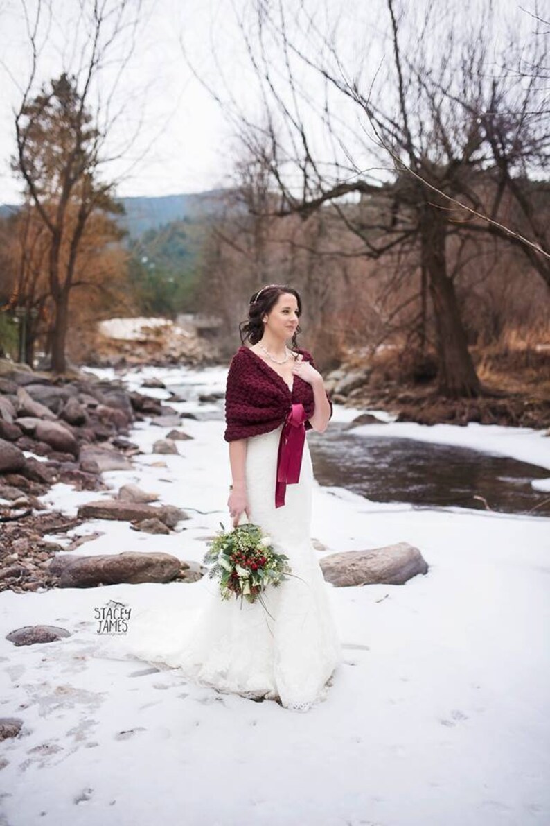 wraps for bridesmaids in winter
