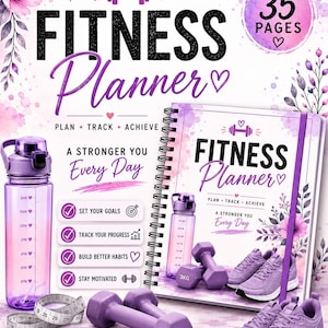 Op de afbeelding: Een fitnessplanner met 35 pagina's, een paarse waterfles met tijdmarkeringen, twee paarse dumbbells van 3 kg, een wit meetlint en een paar paarse sportschoenen. De omslag bevat bloemmotieven en de tekst Fitness Planner.