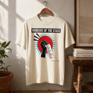 プログラマーTシャツ · スタックワーカー · 面白いAI開発者シャツ · プロンプトエンジニアコパイロットユーモア · ソフトウェアエンジニアへのギフト