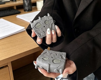 Cool Stone Face Robot Earbud Case for AirPods 1 2 3 4 Pro, 3D Soft Grey Silicone Headphone Sleeve, Edgy Gamer Boyfriend Gift