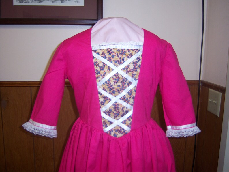 Pioneer Field Trip Mob Cap--Bright Pink Fuchsia Dress- Hamilton Era Wax Museum Williamsburg Size 6 Girls Colonial Costume Dress