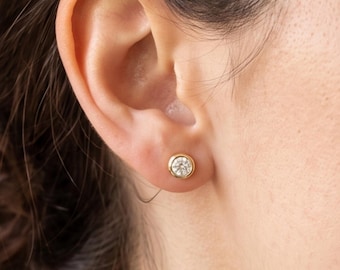 18K Gold Filled CZ Stud Earrings, Dainty Round stud Earrings, Minimalist Gold stud Earrings, Everyday Jewelry Gift for Her