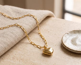 18K Gold Filled Paperclip Chain Heart Necklace, Dainty Gold Heart Pendant Necklace, Minimalist Layering Jewelry, Everyday Gift For Her