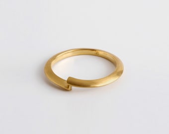 Unique 18k Gold Spiral Ring, Stacking, Avant Garde, Minimal, Thin, 14k, Wedding Ring, Berman