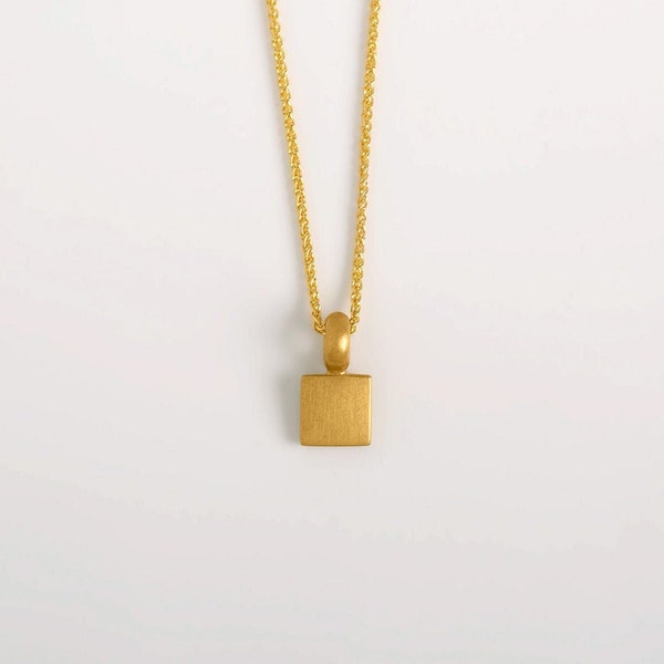 Minimalist 22 kt Solid Gold Necklace, 22 kt Gold Square Charm Pendant 22 Karat Gold Bar 22K Gold Jewelry Nugget