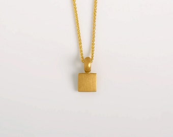 Minimalist 22 kt Solid Gold Necklace, 22 kt Gold Square Charm Pendant 22 Karat Gold Bar 22K Gold Jewelry Nugget