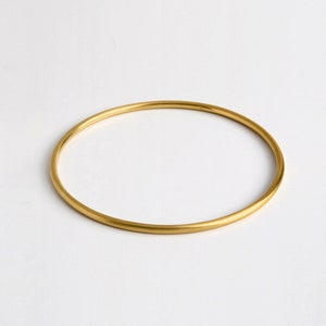 Perfect Round Bracelet Simple Thin 18k Solid Gold Bangle Bracelet Stacking Minimal Delicate Bracelet Dainty Bangle 18k Solid Gold Bangle image 1
