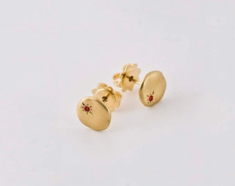 Minimal Simple Star Ruby Gold Nugget Stud Earrings ⦁ Organic Earrings 18k 14k Solid Gold, Jewelry Gift for Her