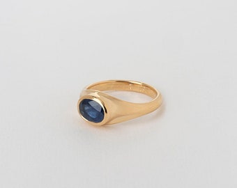 Blue Sapphire Ring (Oval) Solitaire Ring, 18k Gold Dainty Ring for Women, Simple Gemstone Anniversary Dainty Engagement Ring