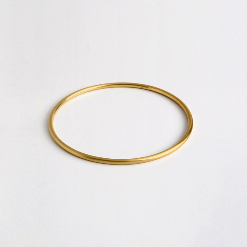 Perfect Round Bracelet Simple Thin 18k Solid Gold Bangle Bracelet Stacking Minimal Delicate Bracelet Dainty Bangle 18k Solid Gold Bangle image 1