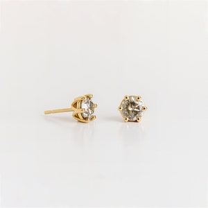 18k Gold Gray Diamond Stud Earrings: 2 TCW Solitaire