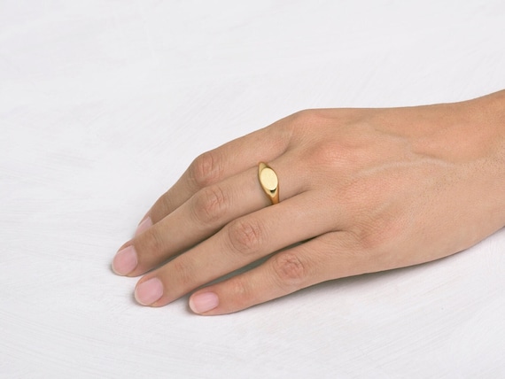 Oval Pinkie Ring ⦁ 18k Gold Seal Pinky Ring Solid Yellow Gold