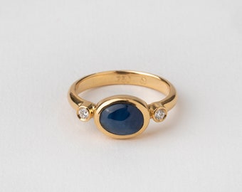 Oval Minimalist Engagement Blue Sapphire 18K Gold Ring ⦁ Saphire & Diamonds Ring Sapphire Cabochon, Anniversary