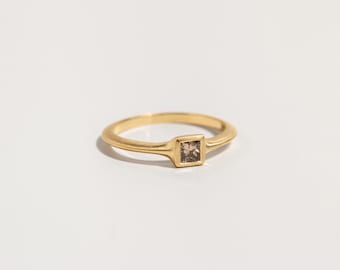 Minimalist 18k Yellow Gold Champagne Diamond Princess Ring