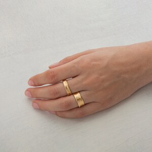 Gouden handgemaakte trouwring, brede trouwring voor dames/mannen, gele 18K gouden Boho ring, Berman sieraden afbeelding 3