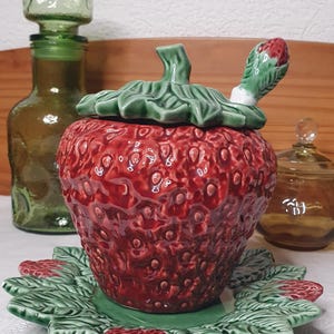 Vintage Bordallo Pinheiro Strawberry Jam Jar Set – Majolica Ceramic Serving Dish